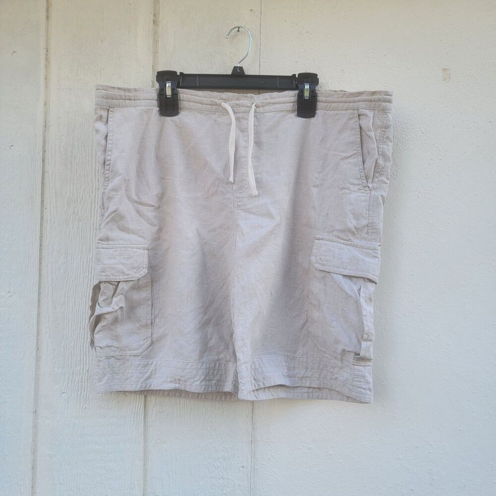 Mens Island importer linen cargo shorts khaki size XL coastal beachy resort wear